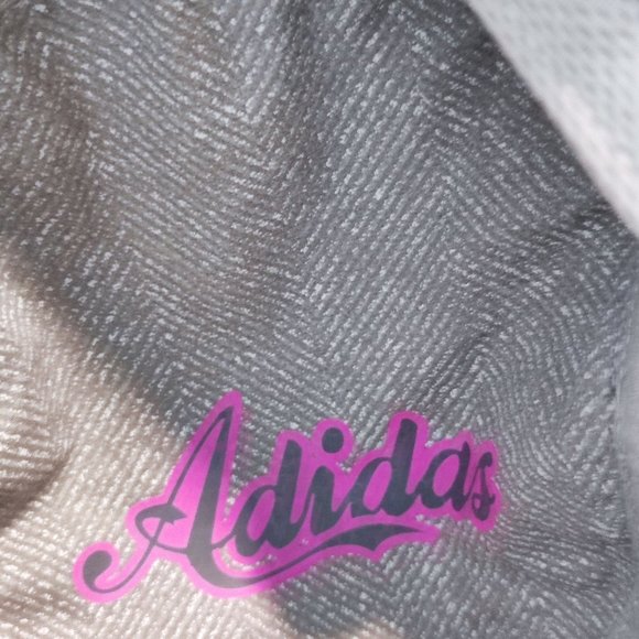 Adidas Women hat - Picture 7 of 12